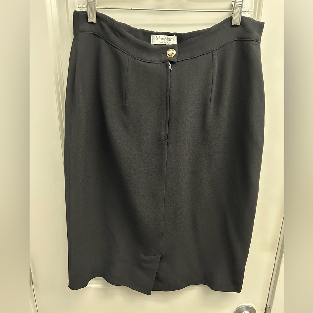 MaxMara Women’s Vintage Classic Black Pencil Skirt, size 14